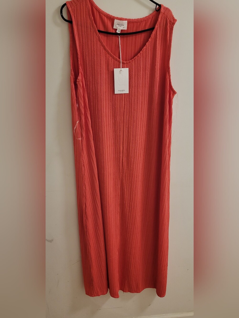 Andrée By Unit  Sleeveless Textured Maxi Dress in Coral Size 2x